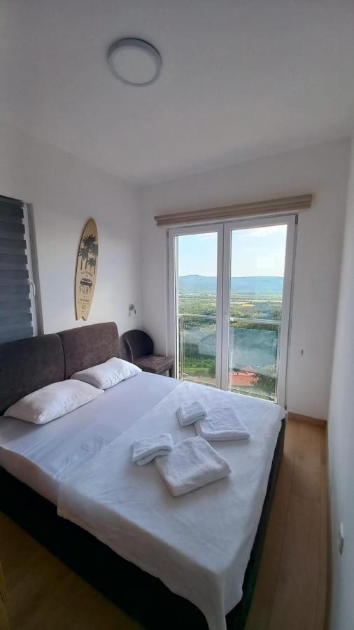 Cozy Apartments With Pool And Splendid Seaview Kavac Bagian luar foto